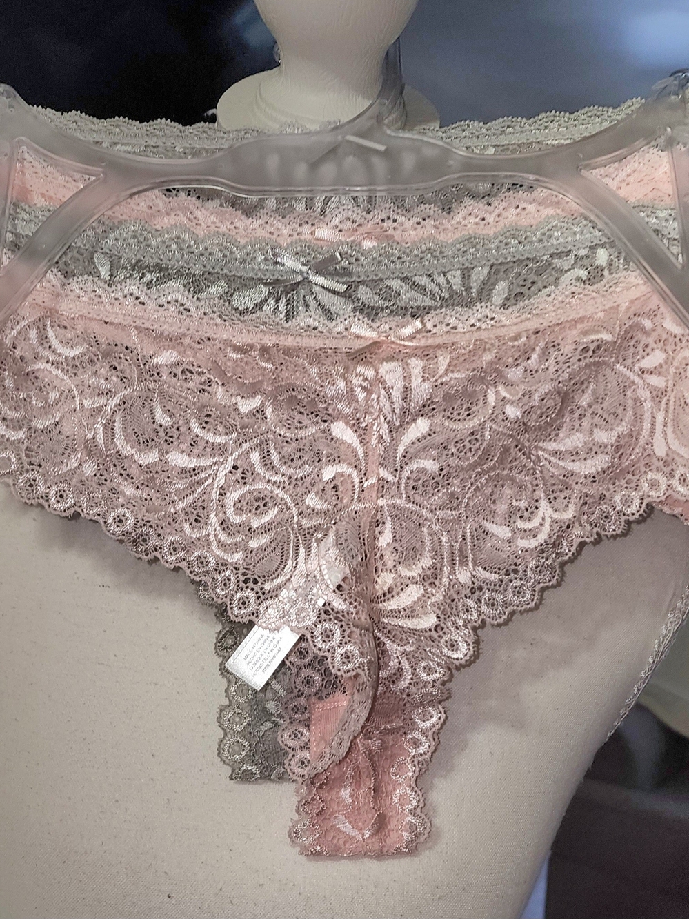 Honeydew Intimates Lace Thongs in Blush Pink and Gray Sz SM NWT